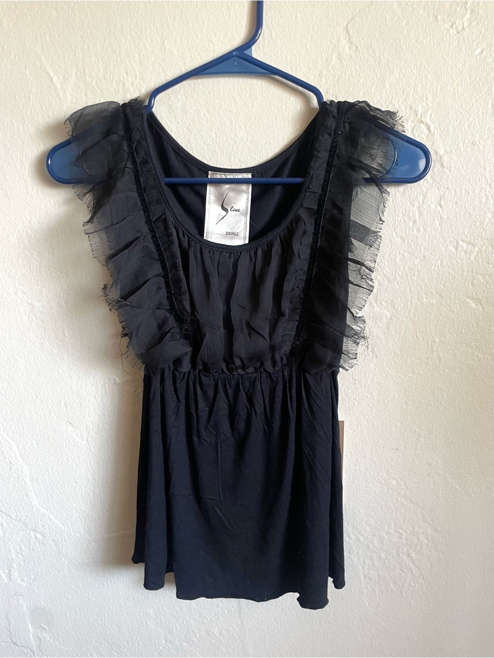 Sleeveless Black Ruffle-Trim Blouse - Small